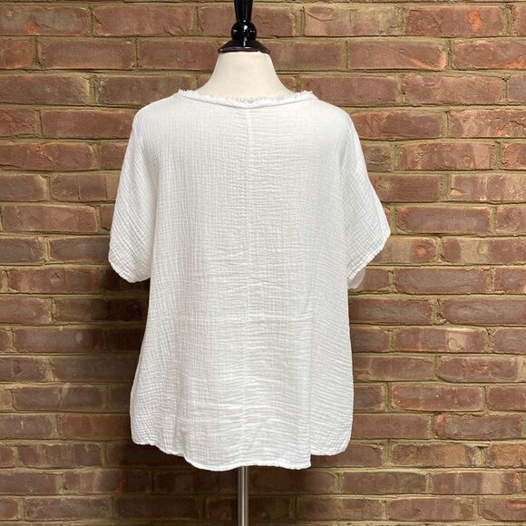 White Short Sleeve Frayed Neck Top One Size - Picture 4 of 5